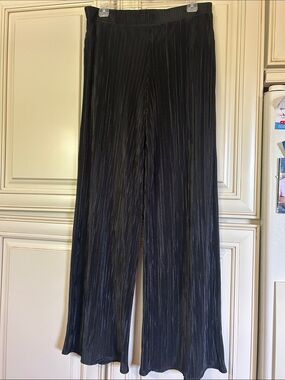 new directions Black Pleated Wide-Leg Pants